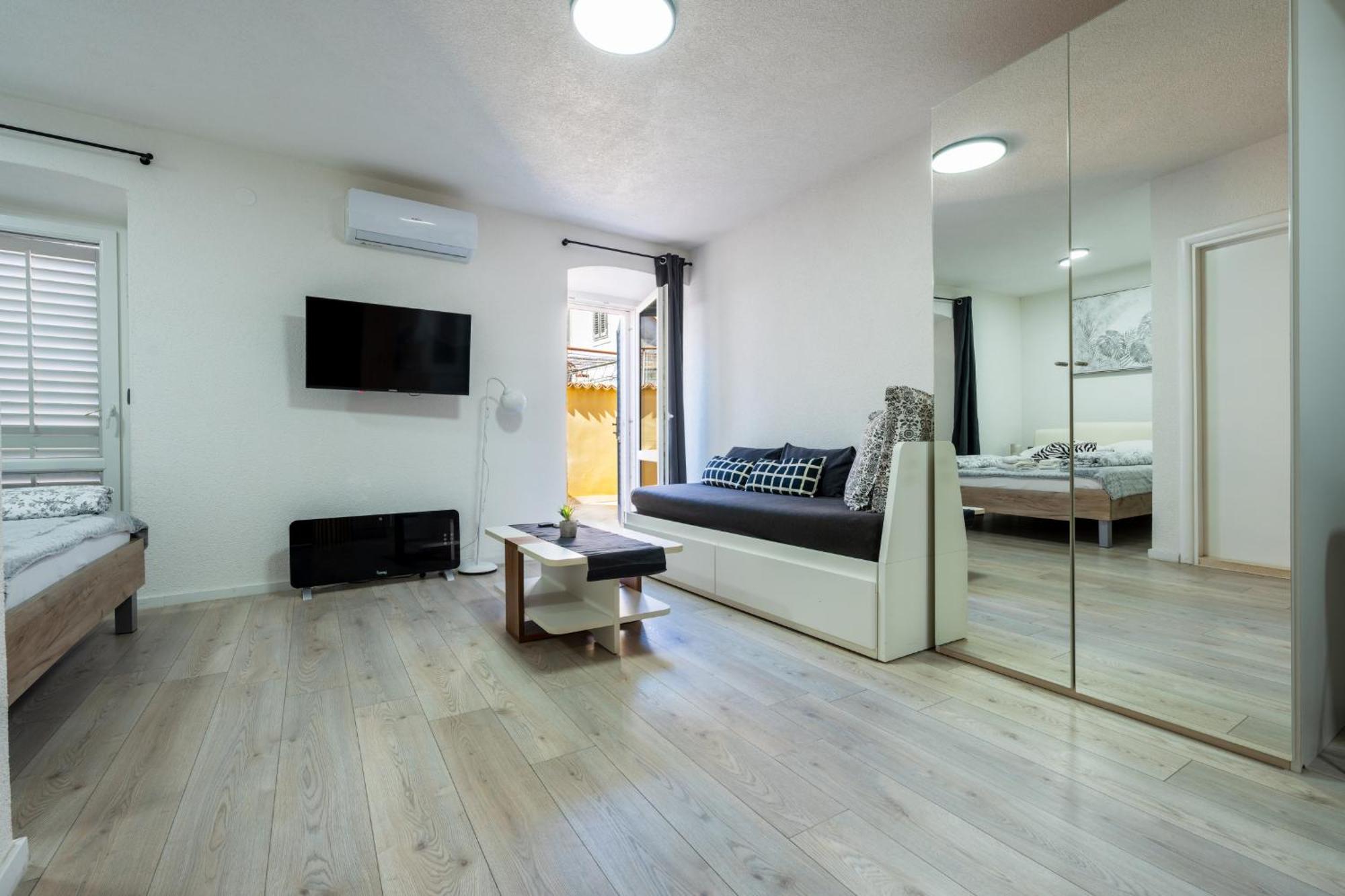 Apartments Villa Sol Ston Exterior photo